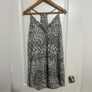 Tyche Women Printed Green and Gray Patterned Dress